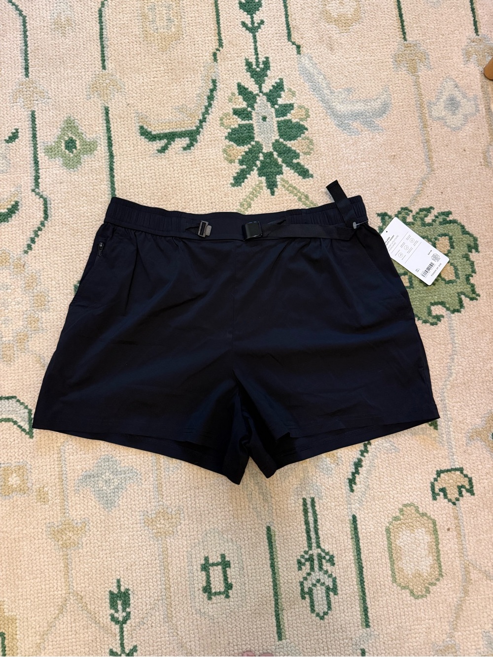 Athleta Black Highland Utility Athletic Shorts with Integrated Belt